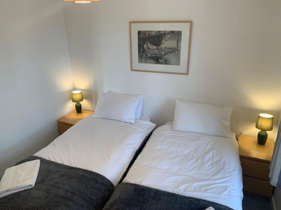 דירות Newly Refurbished Uplyme Getaway מראה חיצוני תמונה